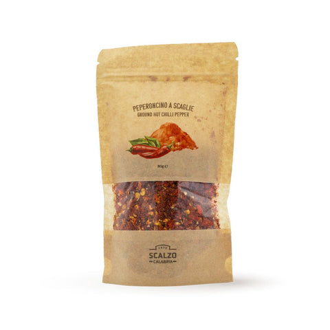 Peperoncino Essiccato a Scaglie Scalzo Calabria, peperoncini calabresi essiccati e triturati. Busta richiudibile da 80 grammi.