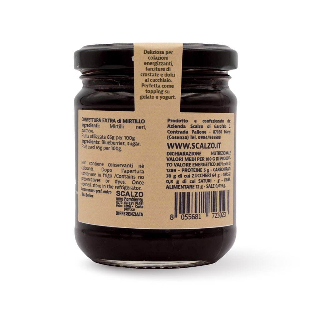 Retro del vaso da 230 grammi di Confettura di Mirtilli Scalzo Calabria, con lista ingredienti e valori nutrizionali.