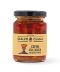Vaso frontale da 100 grammi di Crema Vulcanica Scalzo Calabria, realizzata con peperoncini piccanti calabresi, conservata in olio extra vergine d'oliva.