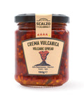 Vaso frontale da 190 grammi di Crema Vulcanica Scalzo Calabria, realizzata con peperoncini piccanti calabresi, conservata in olio extra vergine d'oliva.