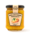 Vaso frontale da 230 grammi di Marmellata di Mandarini Scalzo Calabria, realizzata con mandarini freschi e zucchero, senza additivi.
