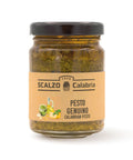 Vaso frontale da 90 grammi di Pesto Genuino Scalzo Calabria, preparato con basilico fresco, olio extra vergine d'oliva, mandorle, pecorino e peperoncino.