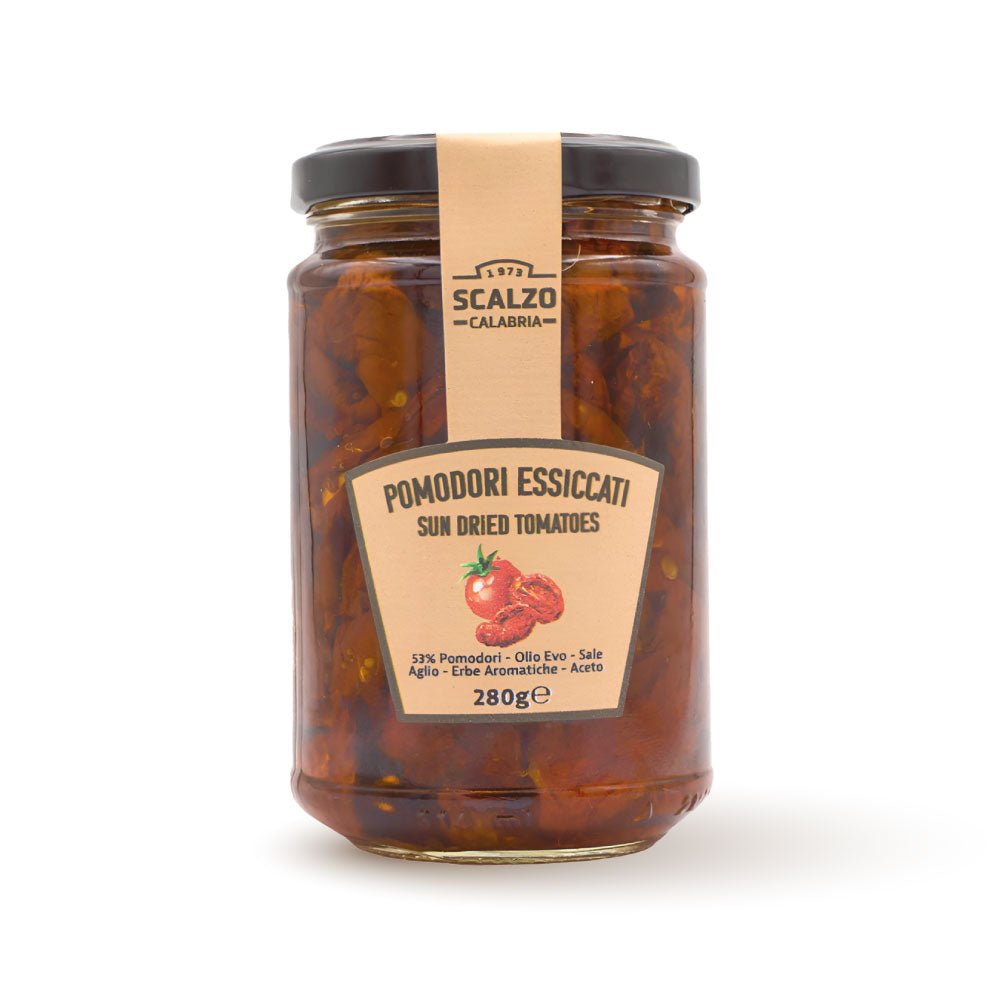 Vaso frontale da 280 grammi di Pomodori Essiccati Sottolio Scalzo Calabria, preparati con pomodori essiccati al sole e conservati in olio extra vergine d'oliva.